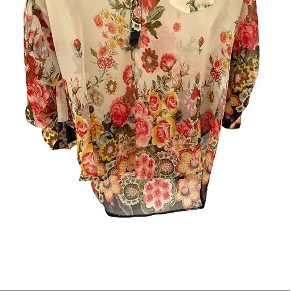 Jun & Ivy Spring Floral Blouse - Picture 3 of 9